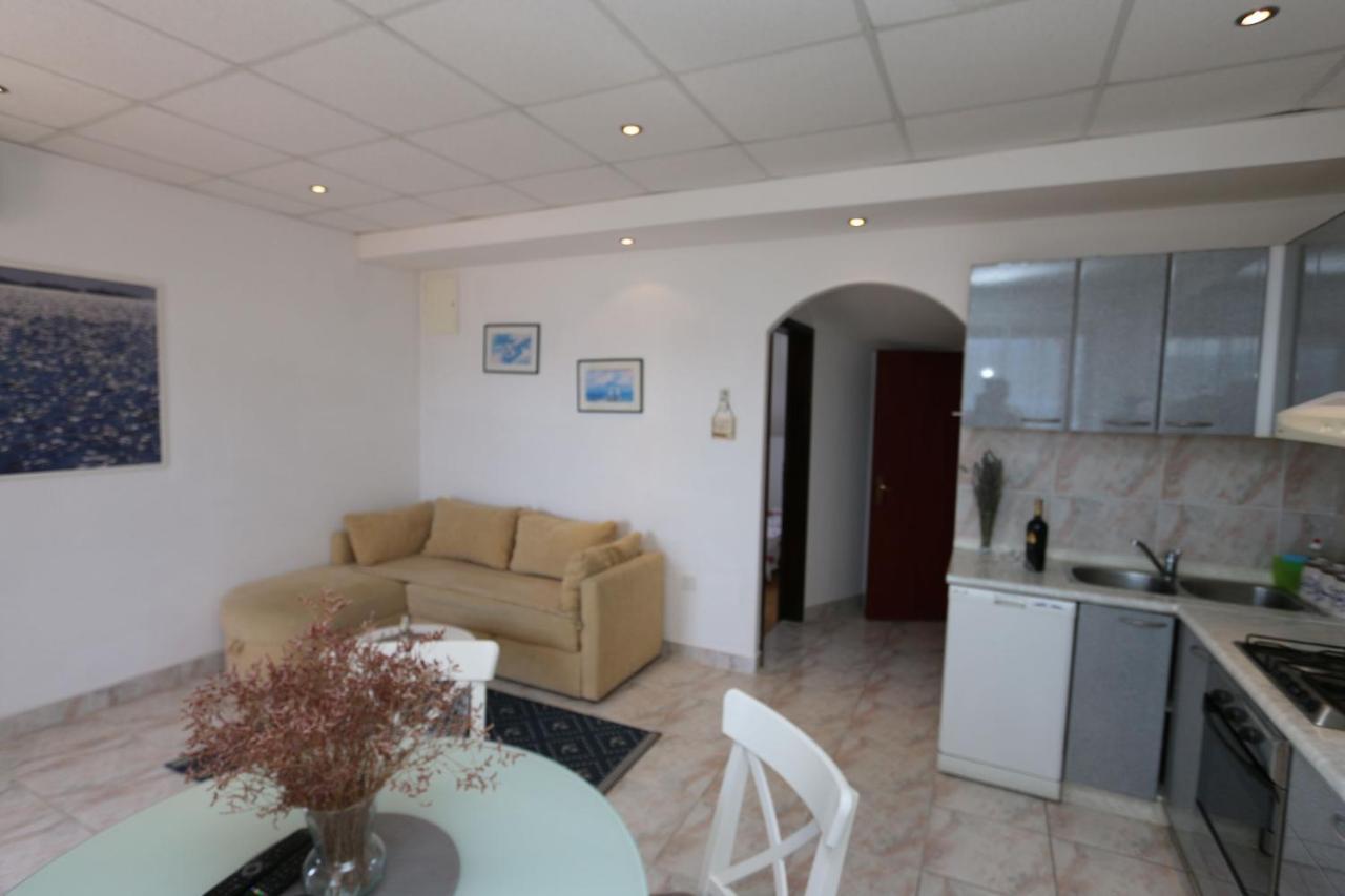 Apartment Lidija Šilo Eksteriør billede