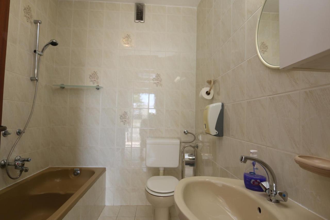 Apartment Lidija Šilo Eksteriør billede